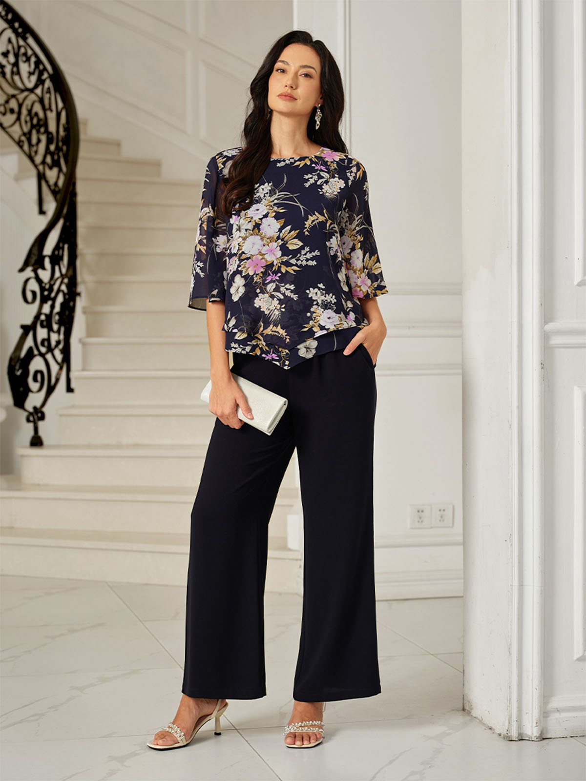 Chiffon-Top mit Blumenmuster und gestuftem Saum