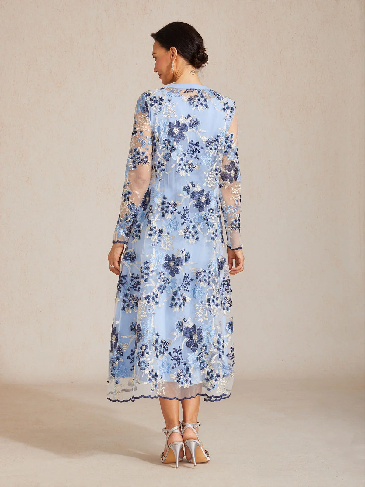 Veste Longue en Dentelle Brodée à Grand Motif Floral