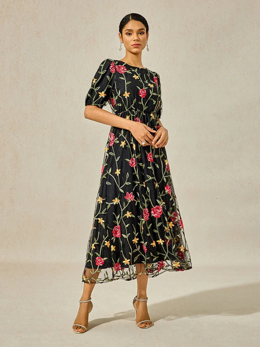 Vestido Maxi de Encaje Bordado con Flores