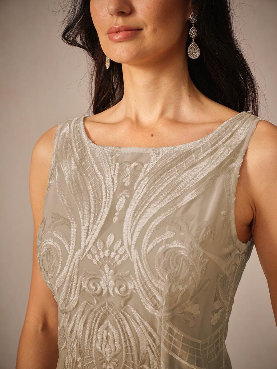 Robe sans manches à col bateau en dentelle brodée
