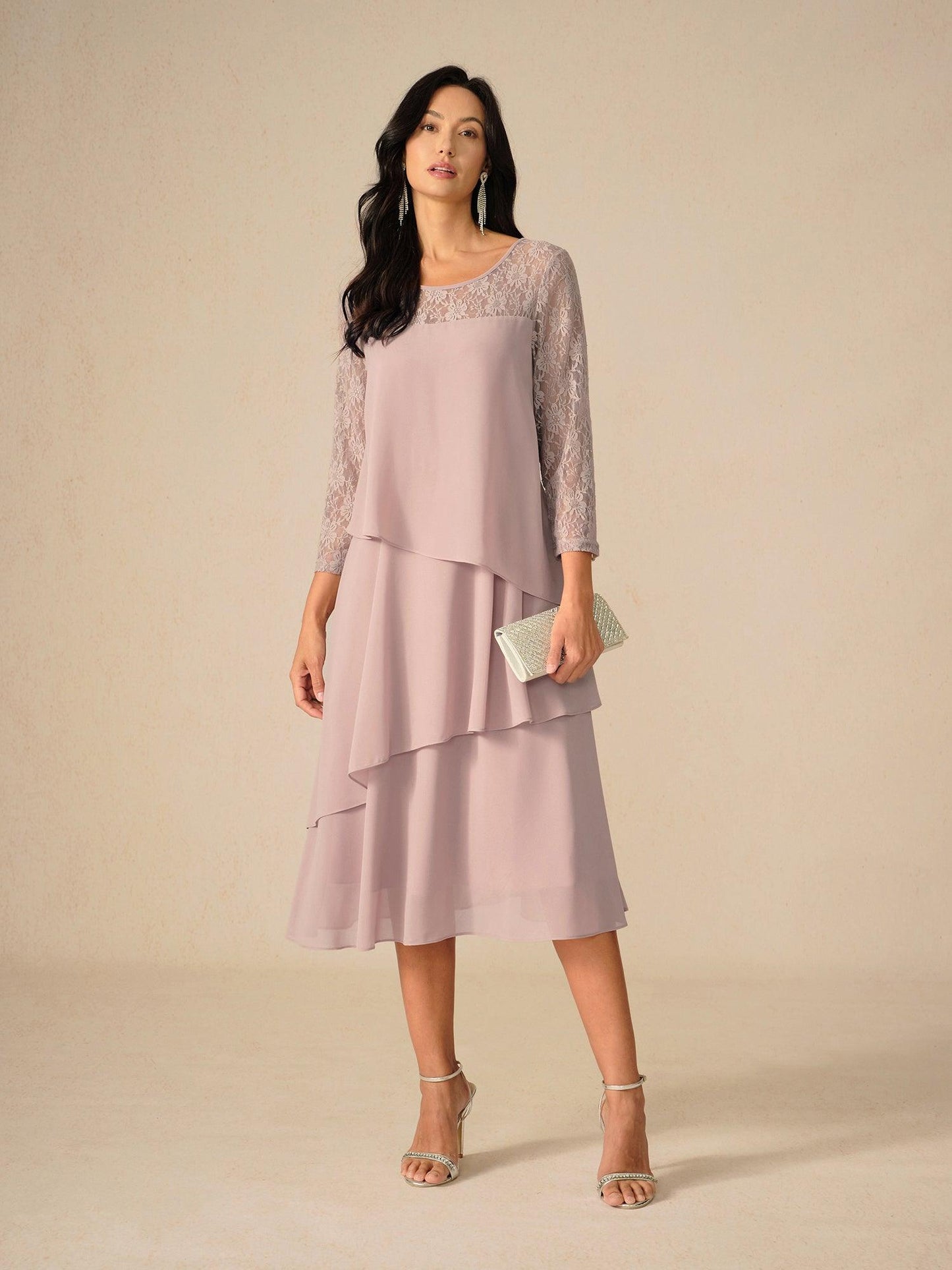 Robe en mousseline de soie à volants et manches 3/4