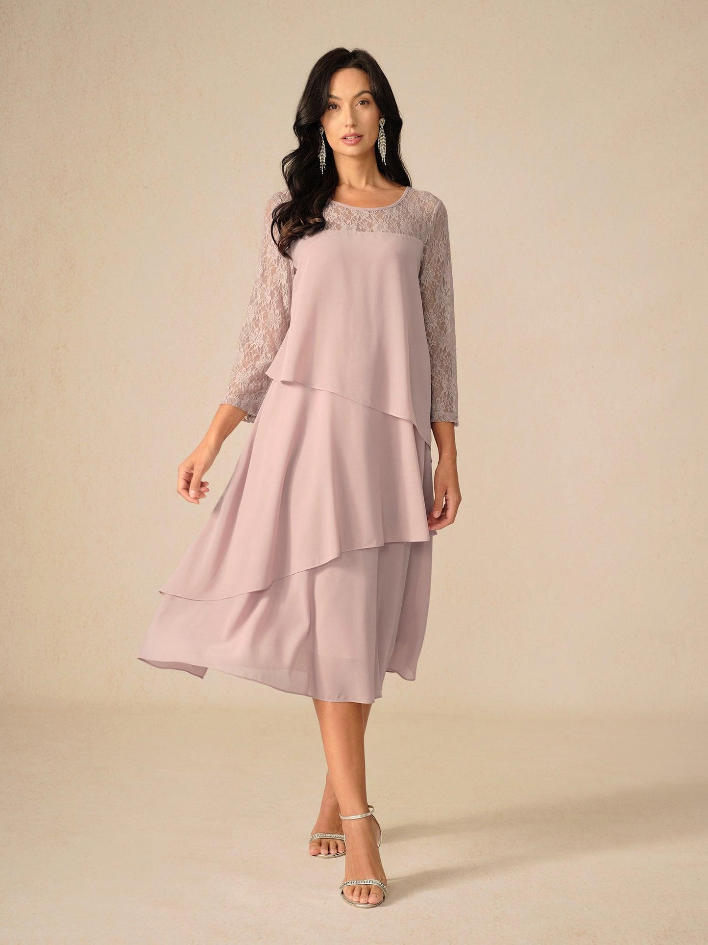 Robe en mousseline de soie à volants et manches 3/4