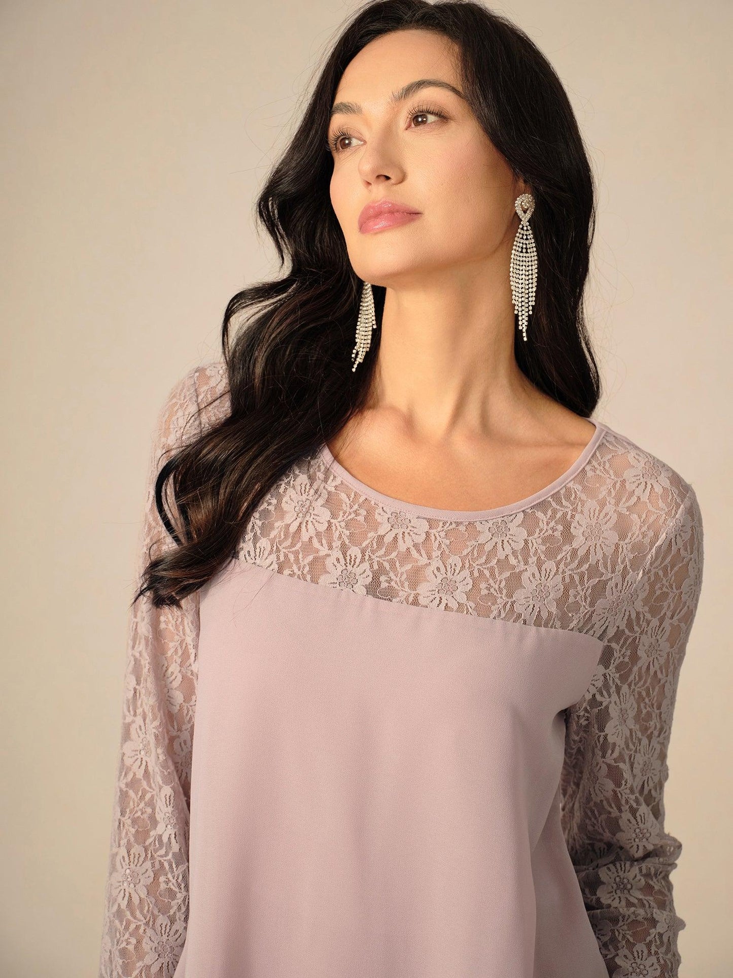 Robe en mousseline de soie à volants et manches 3/4