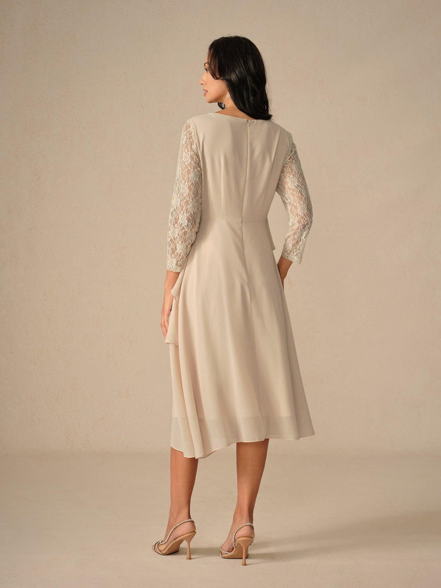 Robe en mousseline de soie à volants et manches 3/4