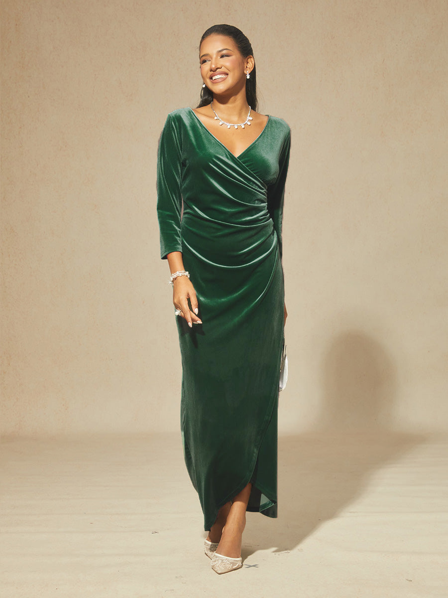 Langes Abendkleid aus Stretch-Samt mit 3/4-Ärmeln