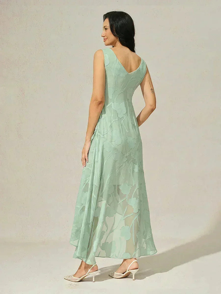 Ärmelloses Abendkleid aus Chiffon mit Blumenmuster und asymmetrischem Saum