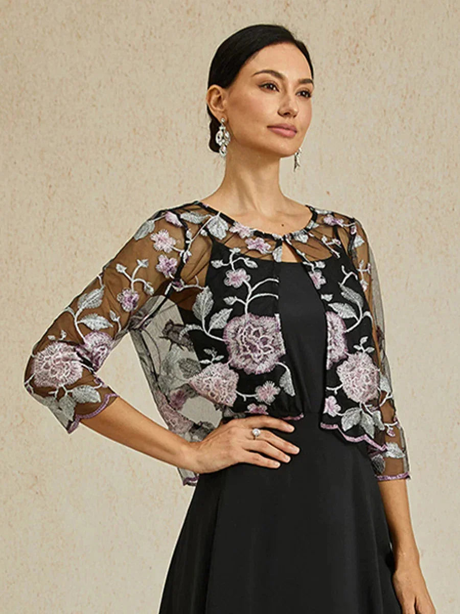 Spitzenjacke mit Blumenstickerei und Muscheldetail