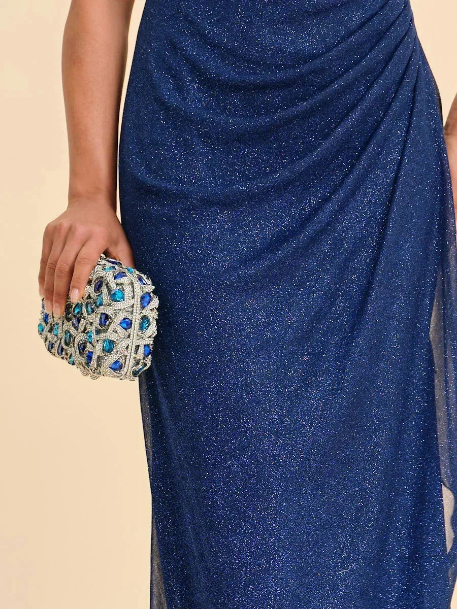 Robe en maille pailletée à épaules dénudées et longueur cheville