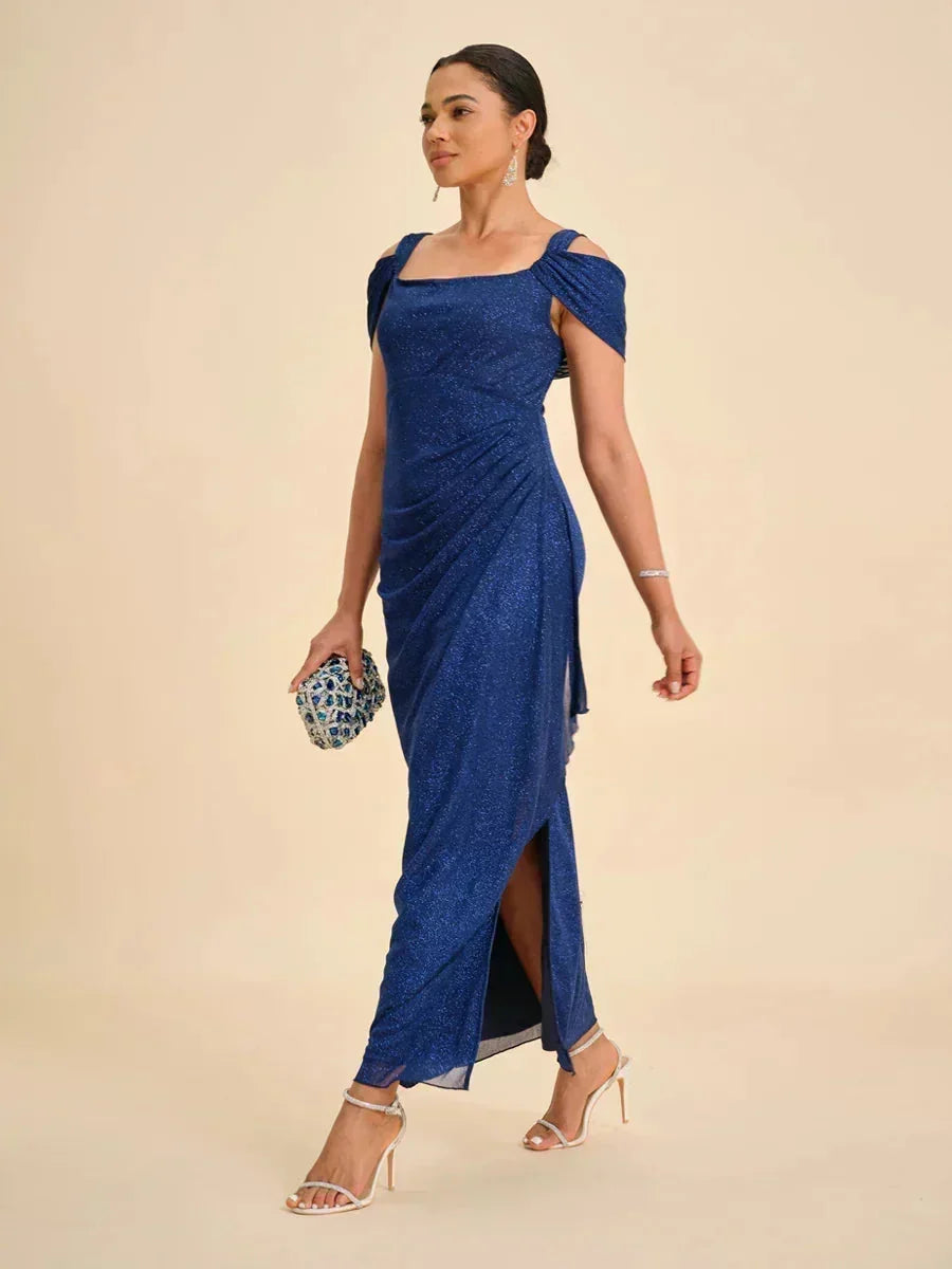 Robe en maille pailletée à épaules dénudées et longueur cheville
