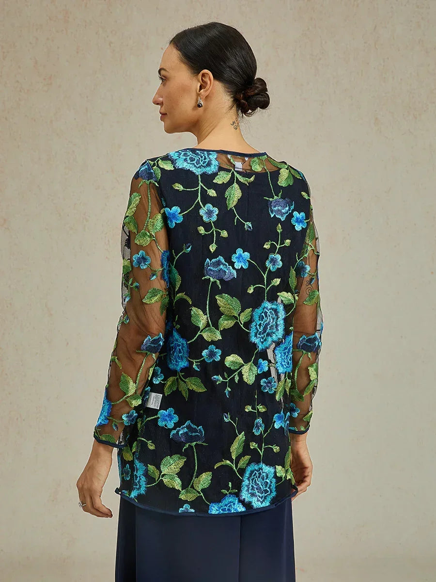 Jacke aus Spitze mit Blumenstickerei