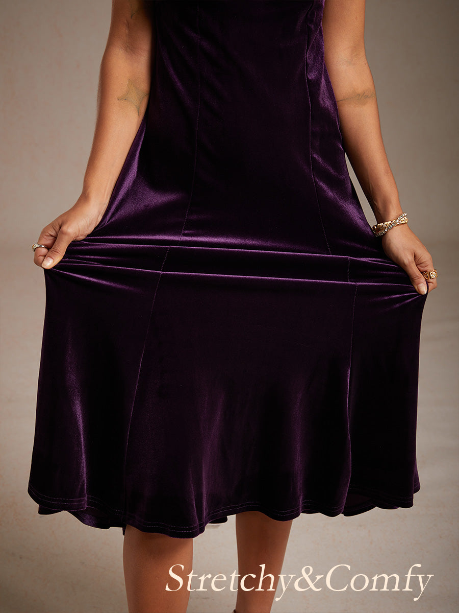 Ärmelloses Midikleid aus hochelastischem Samt mit Rundhalsausschnitt