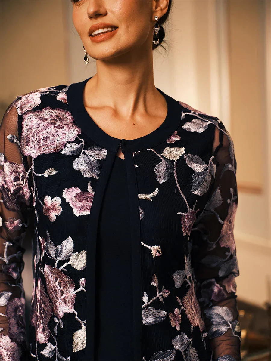 Robe trapèze avec veste en dentelle brodée