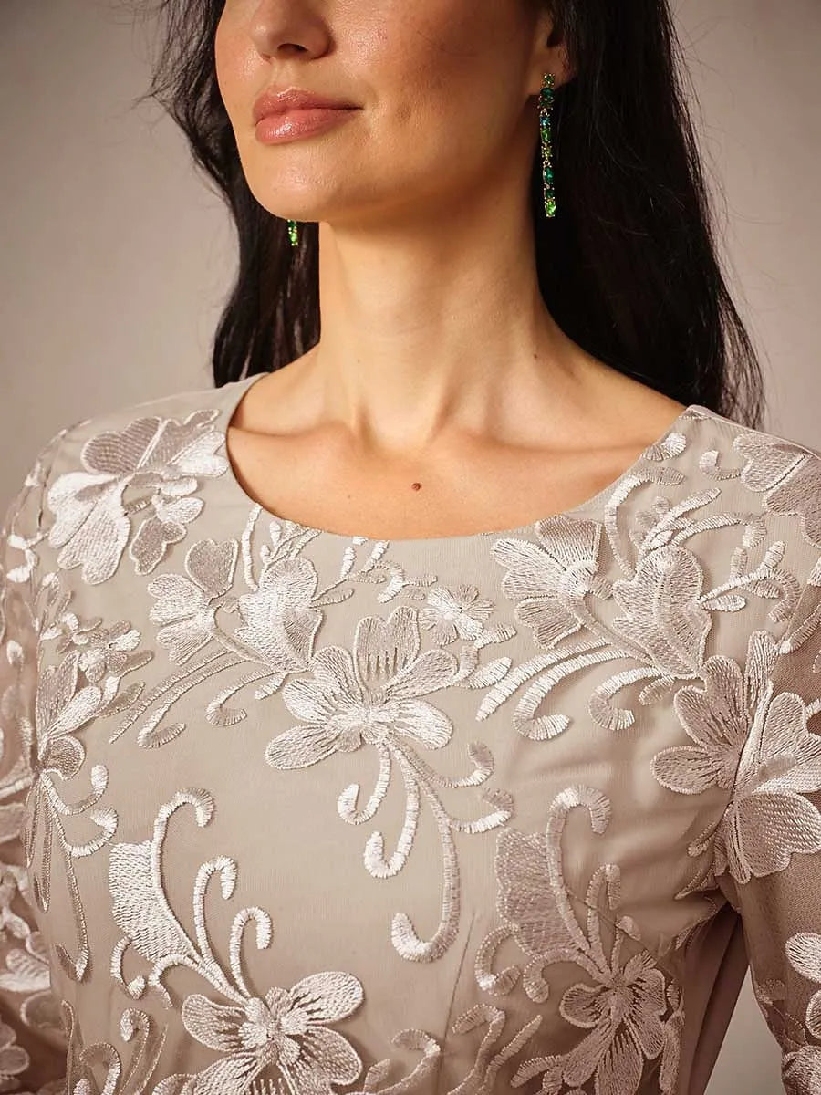 Ruffle Ruched Lace Maxi Dress