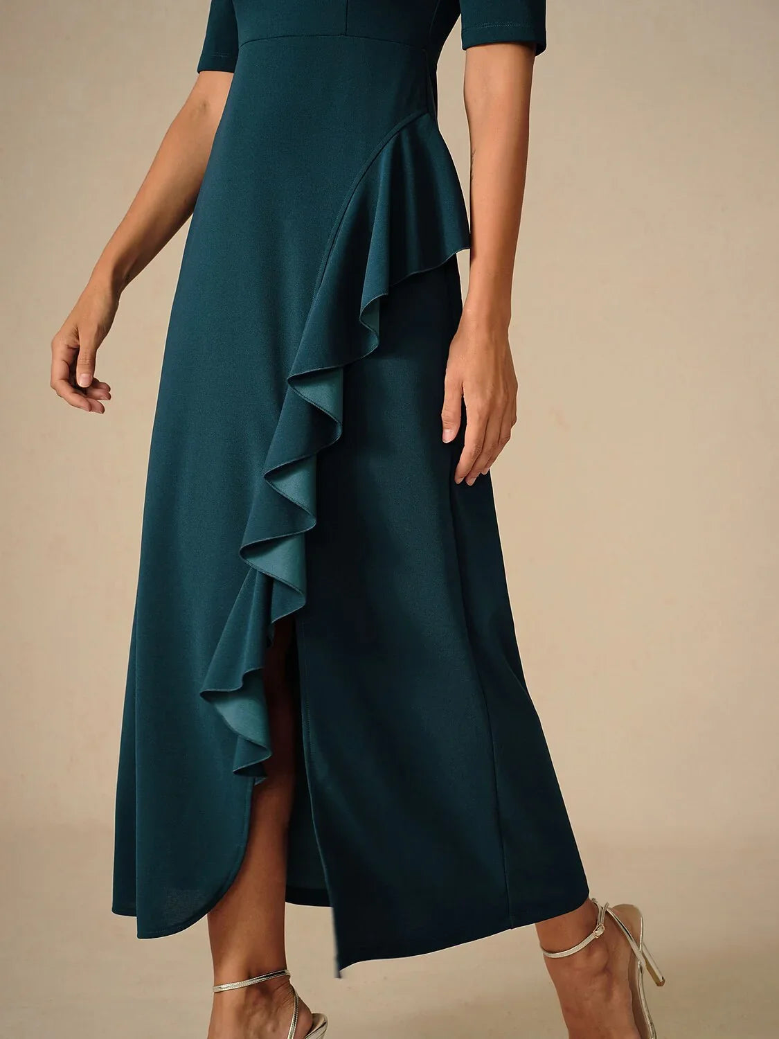 Elegant Ruffle Maxi Dress