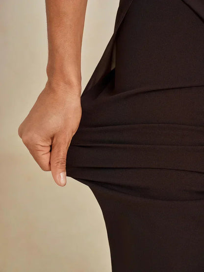 Pantaloni a gamba dritta con sovrapposizione in chiffon e spacco laterale