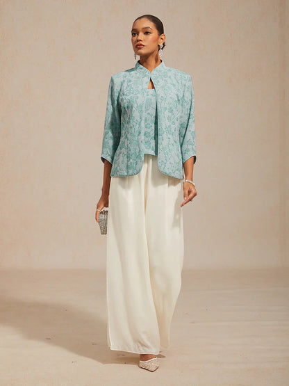 Elegantes Twinset mit Stehkragen und Strass-verziertem Zebra-Print