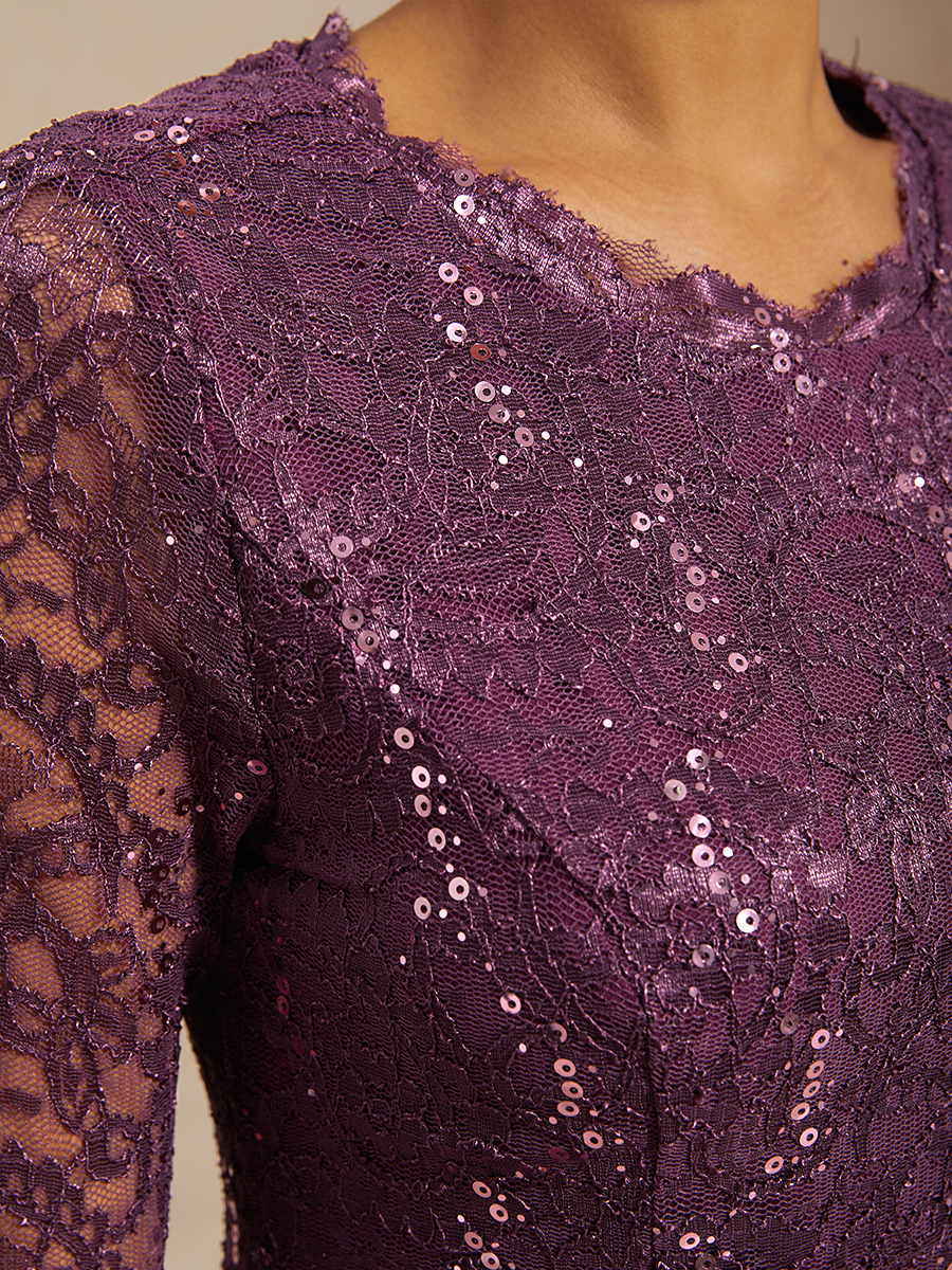 Elegantes knielanges Kleid aus Spitze und Chiffon