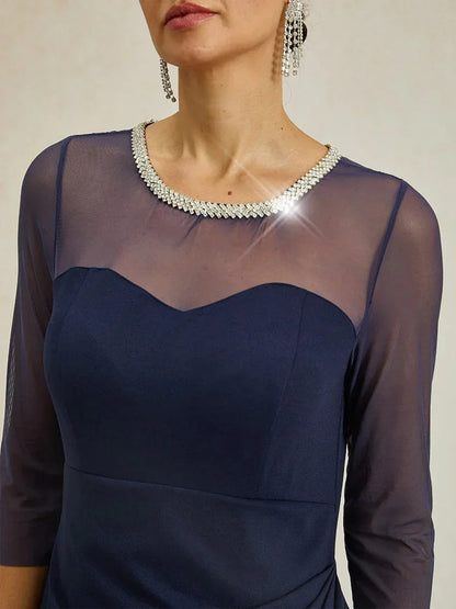 Vestito formale elegante con scollatura a perline effetto illusione