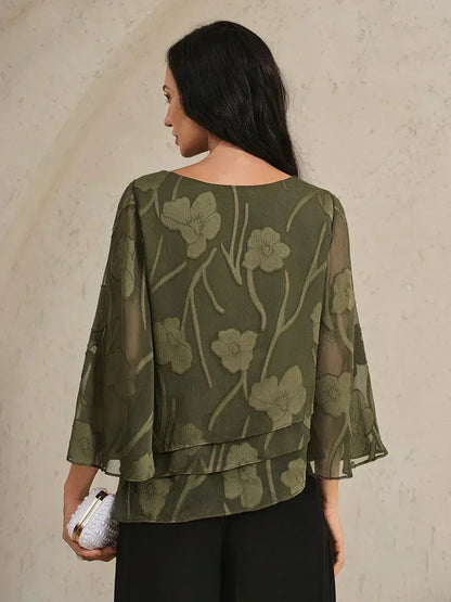 Chiffonbluse med blomster og lag