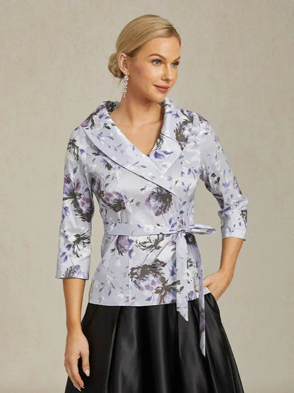Blusa in taffetà elasticizzato con maniche 3/4 e dettaglio cintura annodata