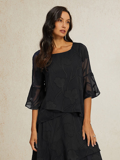 Elegante Chiffonbluse mit asymmetrischem Saum