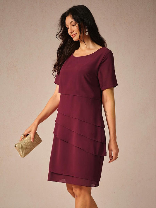 Asymmetrisches Chiffon-Minikleid mit Lagenmuster