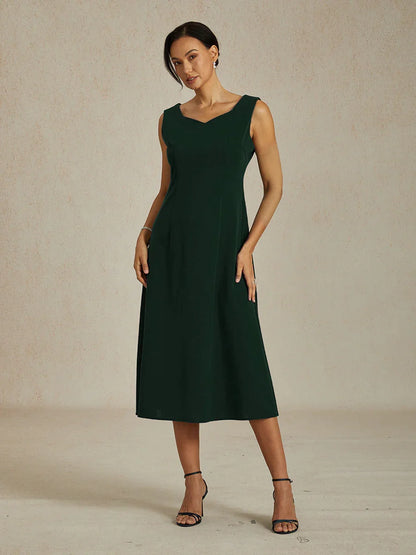 Ärmelloses Etui-Midikleid