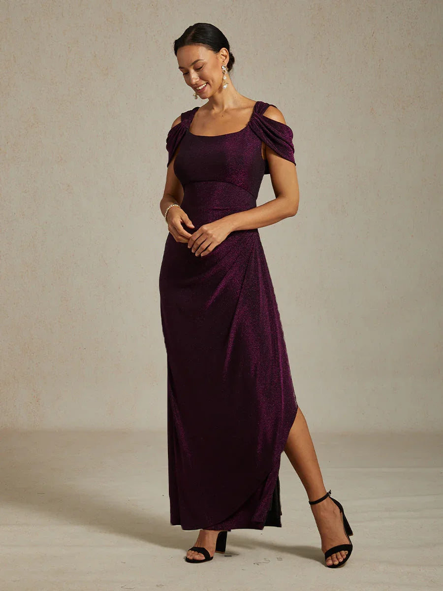 Vestido de malla con brillo y hombros descubiertos