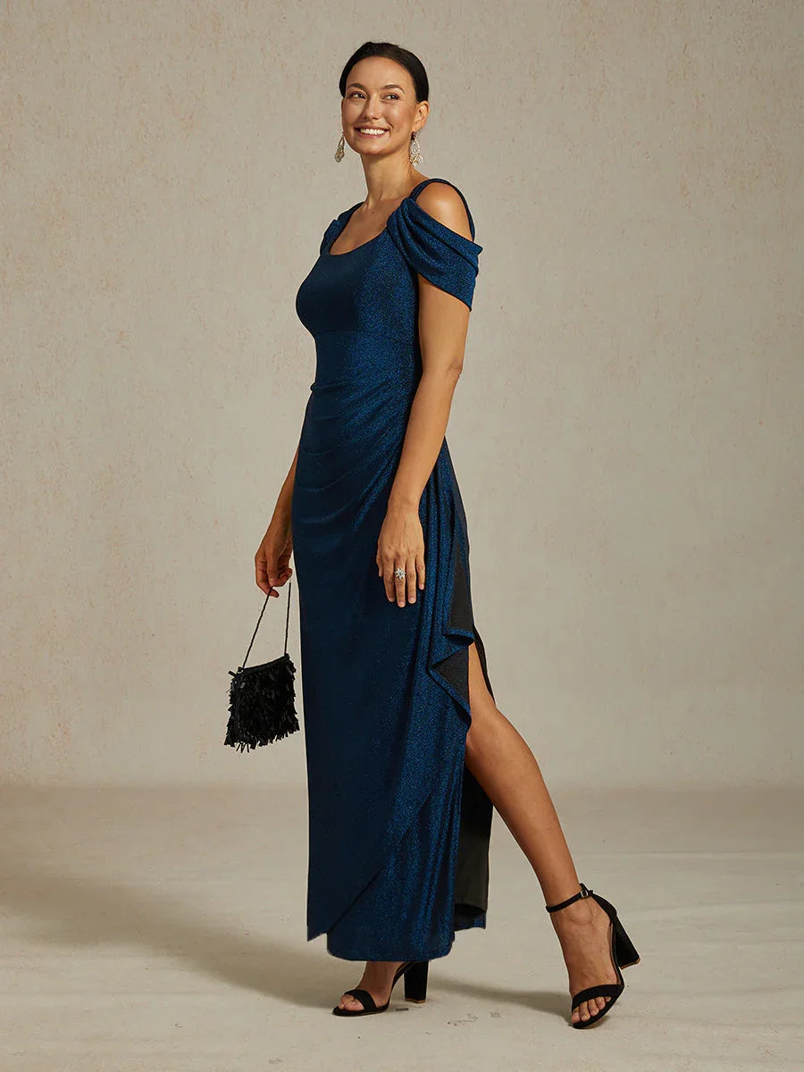 Vestido de malla con brillo y hombros descubiertos