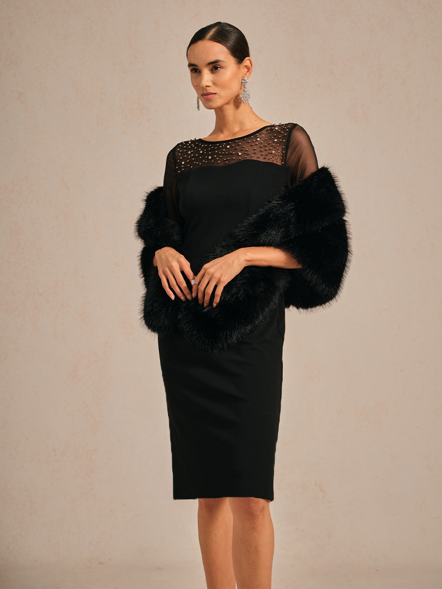 Elegante abito a tubino da cocktail con scollo in rete illusion decorata