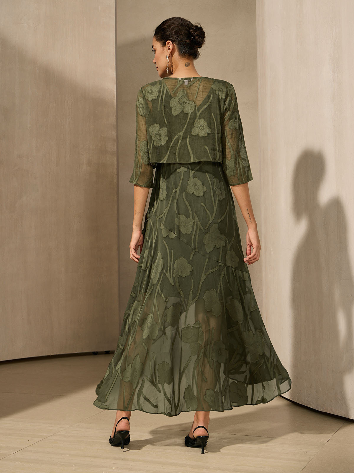 Mouwloze Chiffon Avondjurk met Bloemen en Asymmetrische Zoom