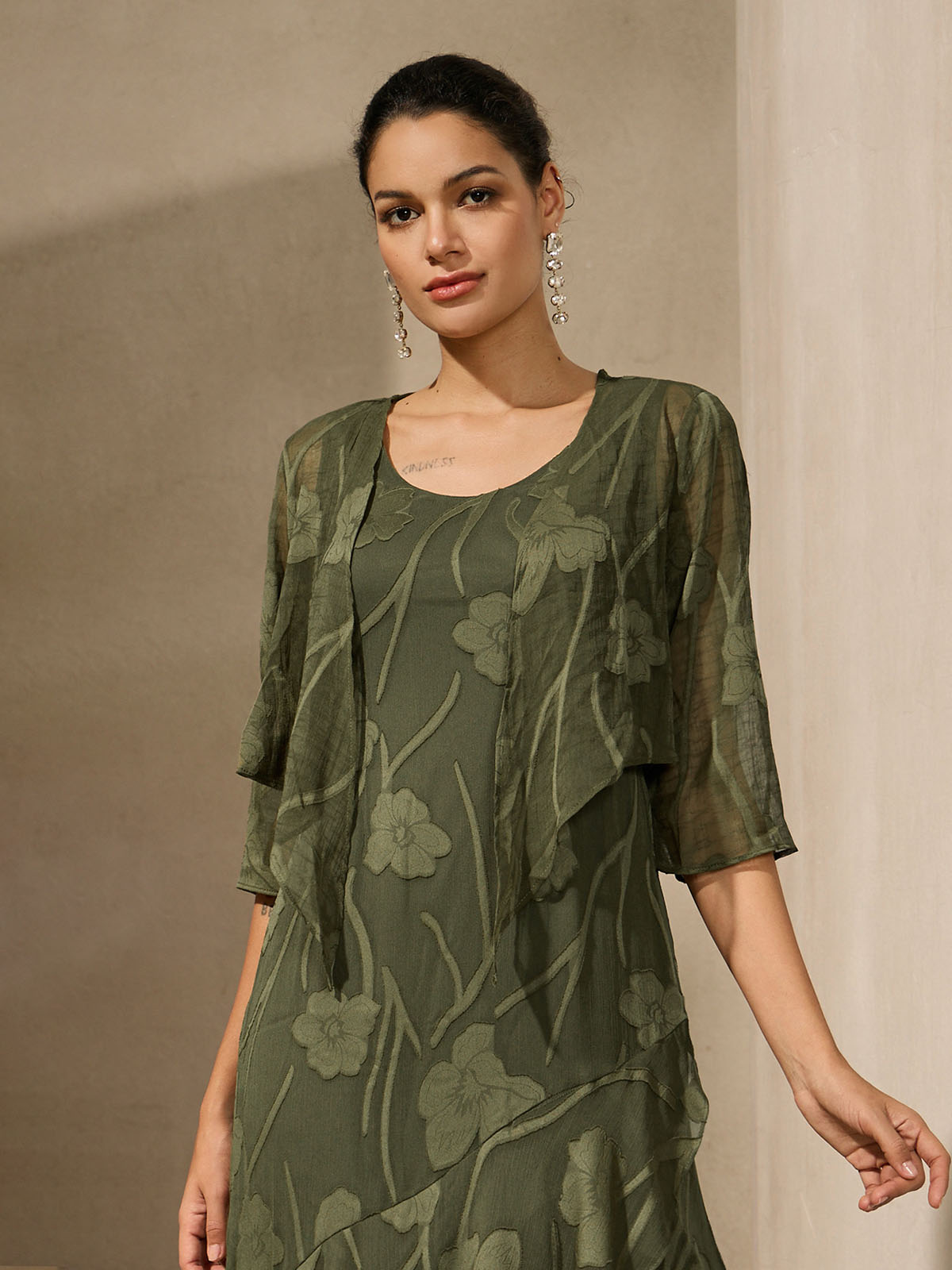 Cárdigan Floral de Chifón Transparente con Mangas 3/4