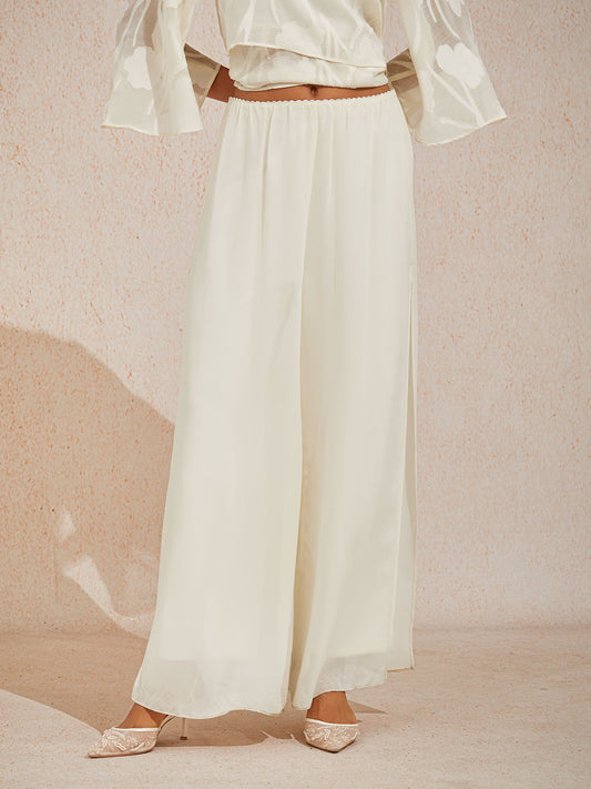 Hose mit geradem Bein und Chiffon-Überzug mit Schlitz am Bein