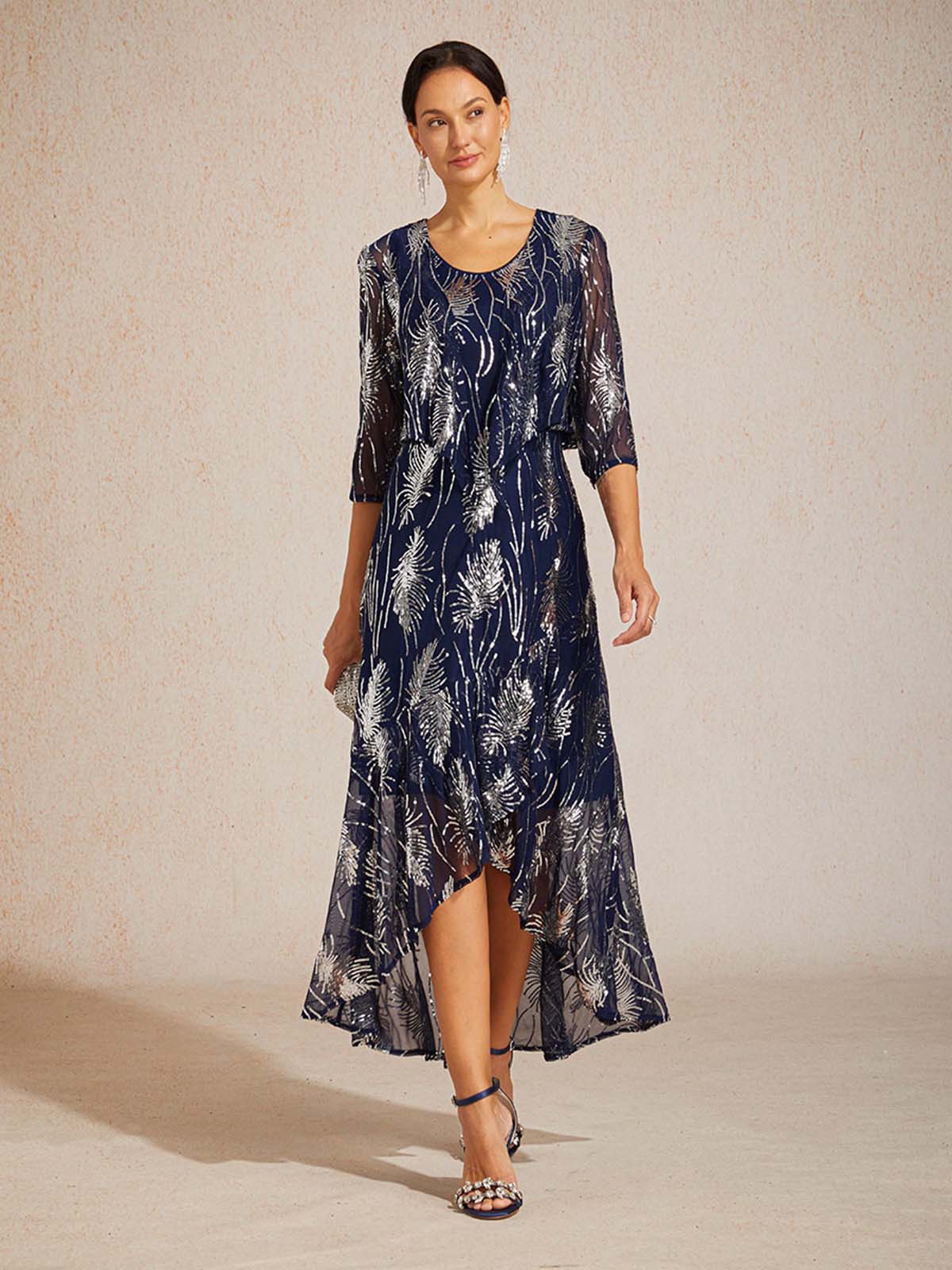 Kurzes Bolero aus Mesh mit Pailletten und 3/4-Ärmeln