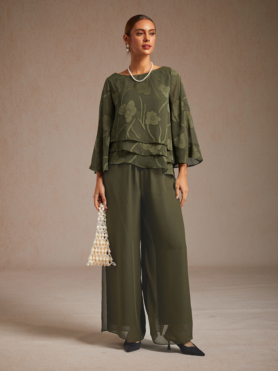 Pantaloni a gamba dritta con sovrapposizione in chiffon e spacco laterale