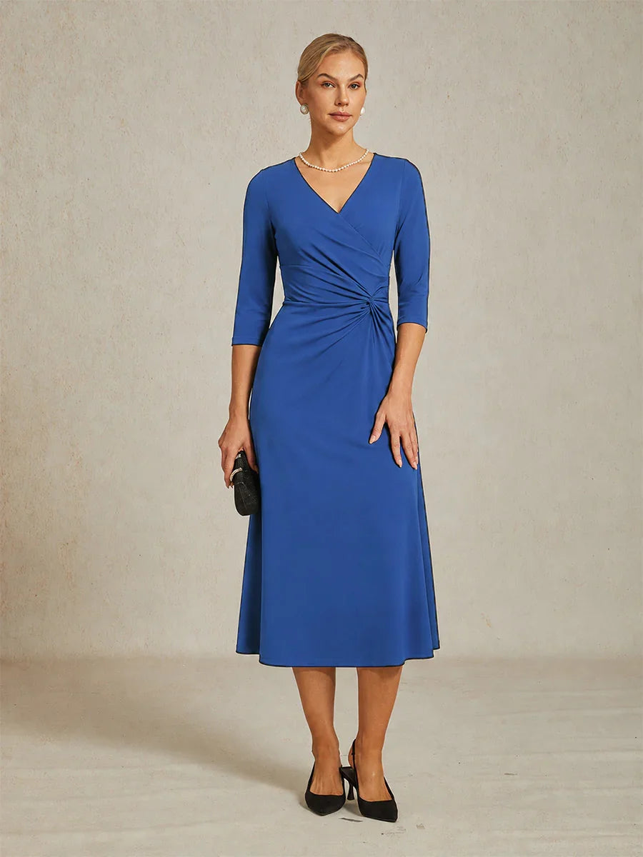 Black V-Neck A-Line Knit Dress with Waist Twist Design