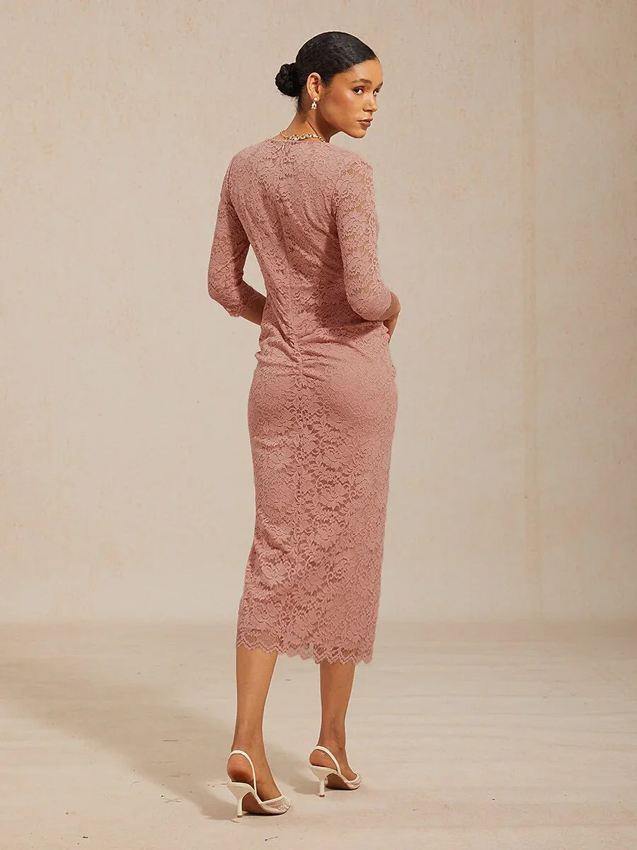 Midikleid aus Spitze mit Raffungen und Frontschlitz