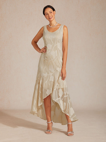 Ärmelloses Abendkleid aus Chiffon mit Blumenmuster und asymmetrischem Saum