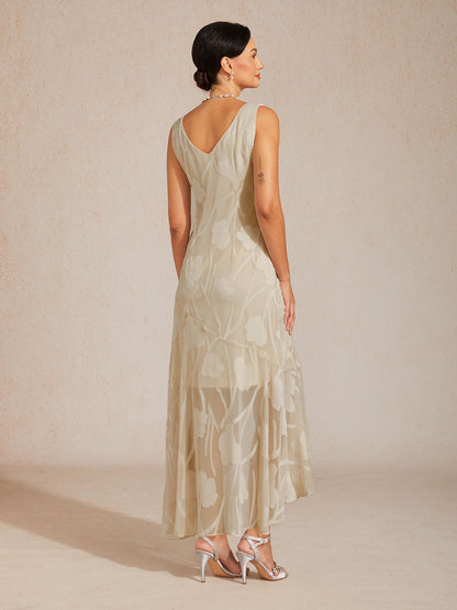 Ärmelloses Abendkleid aus Chiffon mit Blumenmuster und asymmetrischem Saum