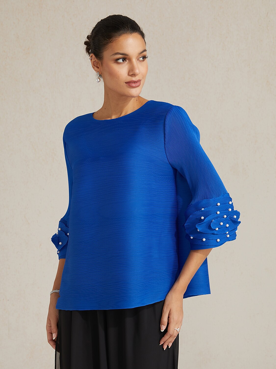 Pleated Floral Pearl Sleeve Top
