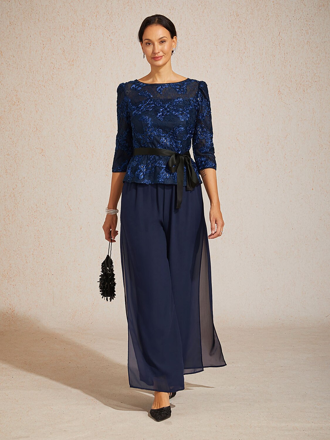 3/4 Sleeve Rosette Lace Blouse