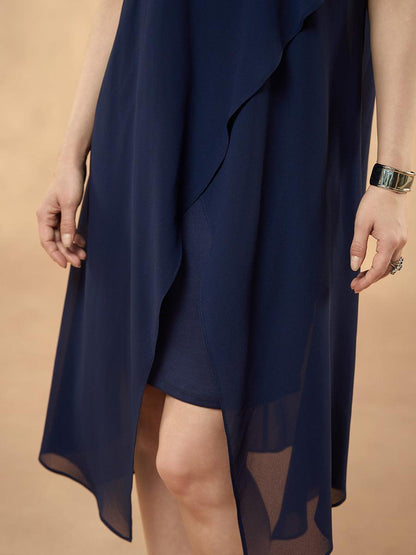 Ärmelloses Neckholder-Kleid aus Chiffon in Uni