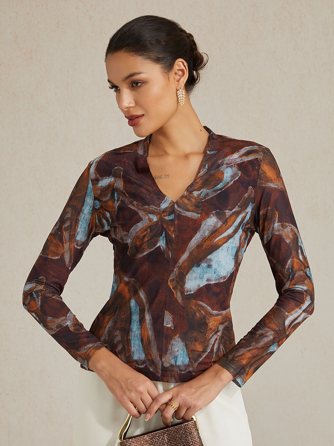 Abstract Print Stretch Knit Top