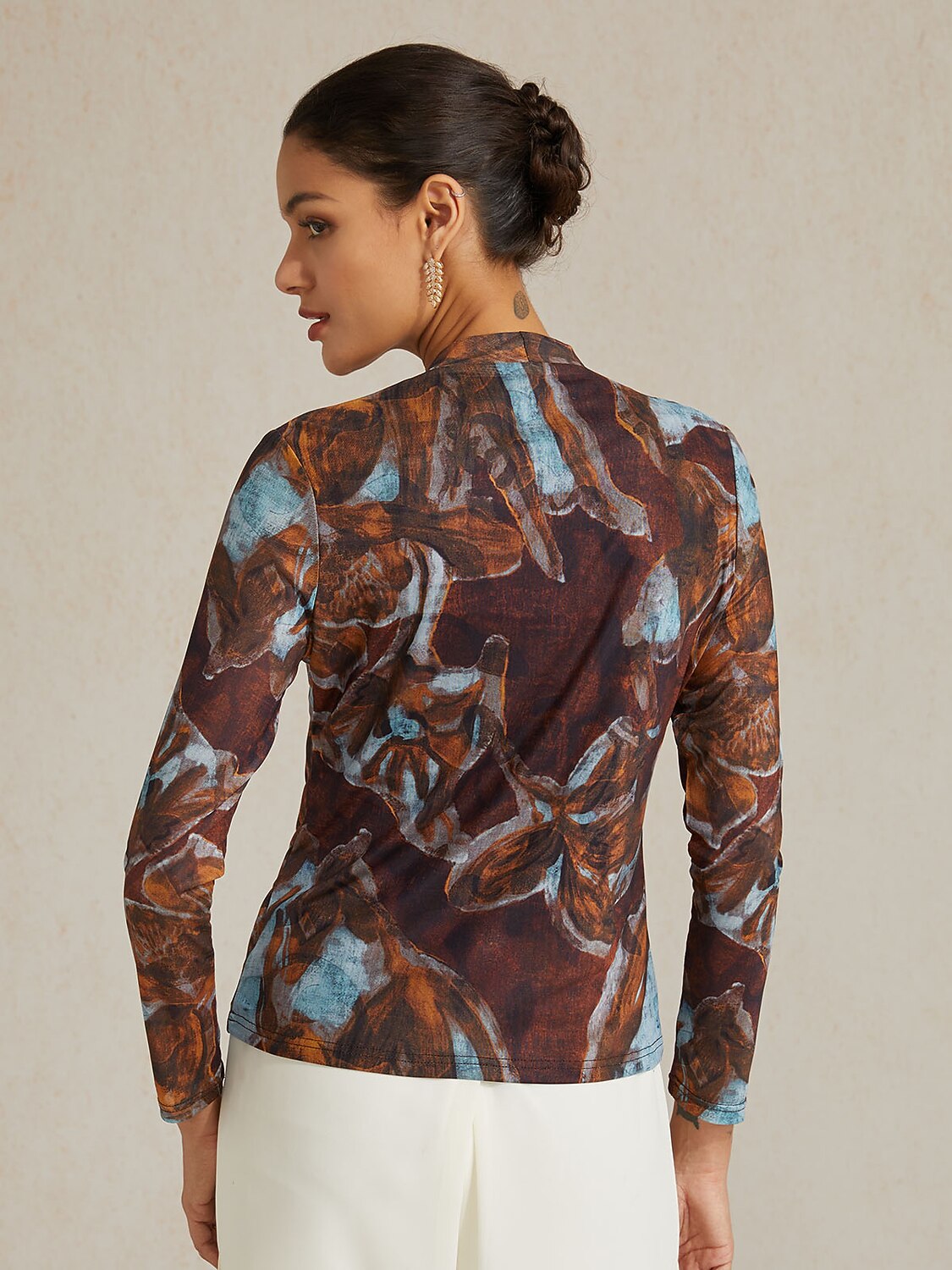 Abstract Print Stretch Knit Top