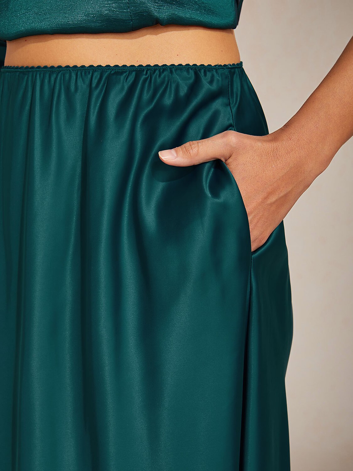 Taffeta Mid Waist Skirt