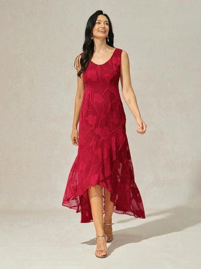 Robe de soirée en mousseline fleurie avec ourlet asymétrique
