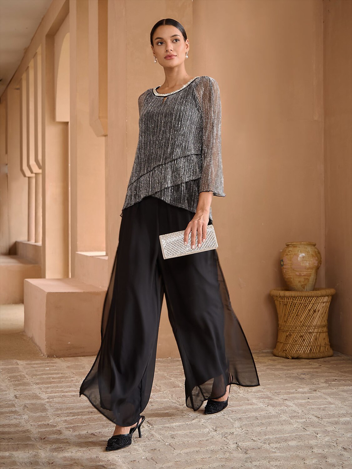 Layerd Pleated Glitter Chiffon Blouse