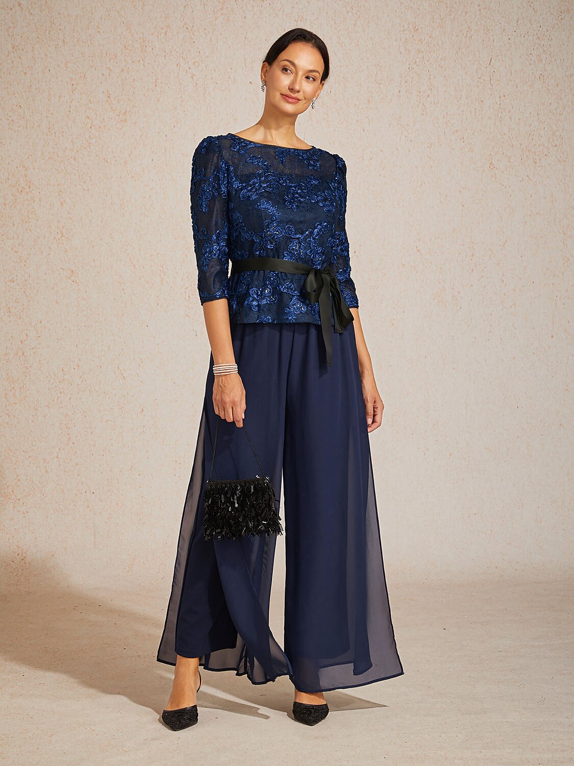 3/4 Sleeve Rosette Lace Blouse